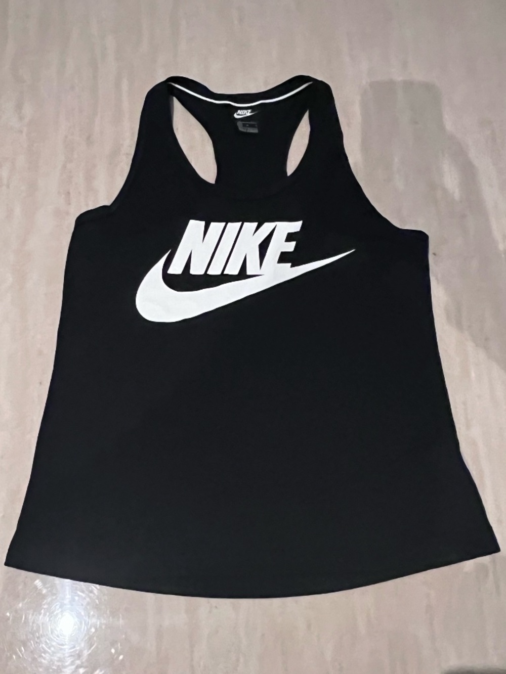 NWOT Nike Athletic Work Out Tank Racerback Black and White Size M